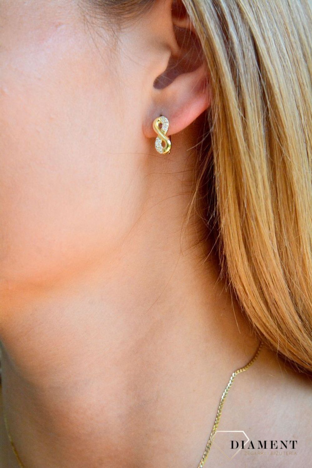 Złote kolczyki damskie 375 nieskończoność z cyrkoniami KL 8814 375.jpg